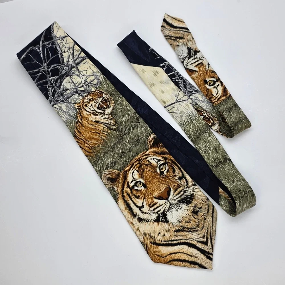 Endangered Species Tie Siberian Tiger Silk‎ 59.5